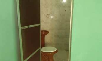 Imagem 3: Casa Ampla 3/4 ( **Sendo Uma Suíte** ) Varanda / Garagem etc...