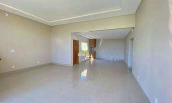 Imagem 2: Imóvel novo próximo do mar!