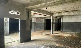 Imagem 6: Galpão em zona mista