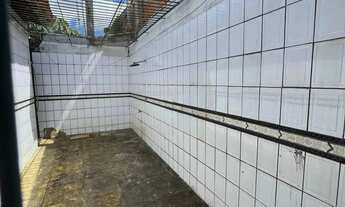 Imagem 5: BELISSIMA CASA COM PISCINA EM RESIDENCIAL FECHADO