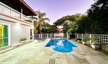 Imagem 3: Casa no condomínio Morada das Estrelas para venda e locação com 6 quartos, sendo 6 suítes