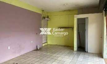 Imagem: Salão com banheiro para locação no Cherveson