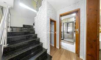 Imagem 6: EXCELENTE SOBRADO A VENDA COM 4 DORMITÓRIOS E 4 VAGAS NO PINHEIRINHO!