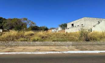 Imagem 3: Vende-se lote Avenida Comercial no Setor Caldas do Oeste em Caldas Novas GO