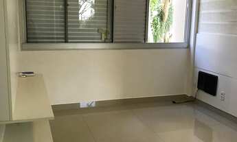 Imagem 4: Ap em frente escola de cadetes