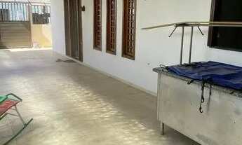 Imagem 6: Casa com quatro quartos sendo um suíte - Planalto - 200m²