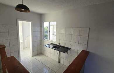 Imagem 4: Apartamento 2 dormitórios - sacada com churrasqueira - 1 vaga escriturada