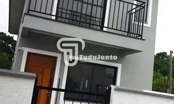 Imagem: Sobrado à venda no bairro Jardins em Palhoça/SC