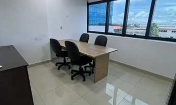 Imagem 6: Sala comercial mobiliada em Buraquinho (dois ambientes