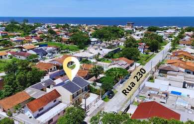 Imagem 2: Sobrado com piscina na Barra do Saí, 04 dormitórios sendo 1 suíte, apenas 500 metros da pr