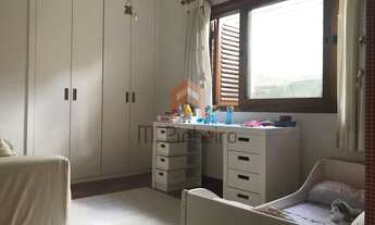 Imagem 7: Casa na Serra da Cantareira com 4 suítes em condomínio