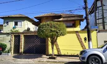 Imagem 2: Sobrado para aluguel e venda com 250 metros quadrados com 5 quartos