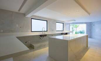 Imagem 2: Casa Barra da Tijuca para venda tem 1100 metros quadrados com 5 quartos