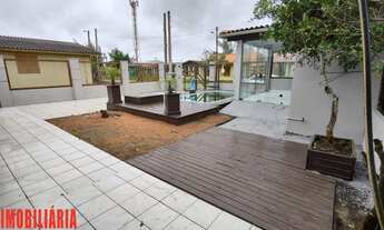 Imagem 5: Casa com piscina em região de moradores e próxima do mar!!! REF: N 1194 Z