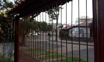 Imagem 3: Casa para venda tem 297 metros quadrados com 3 quartos em Vila João Pessoa - Porto Alegre