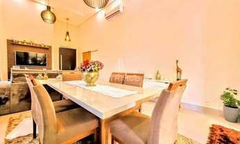 Imagem 5: Casa Térrea 3 Quartos c/ Planejados e Piscina em Condomínio Alto do Castelo