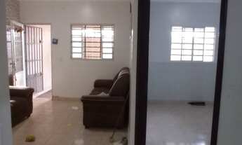 Imagem 3: Casa para venda possui 230 metros quadrados com 2 quartos lazer com churrasqueira