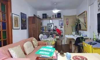 Imagem 2: Apartamento para venda possui 70 metros quadrados com 2 quartos em Copacabana - Rio de Jan