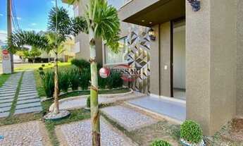 Imagem 13: Locação - Casa em Condomínio sobrado, com 4 suítes sendo 1 master com hidromassagem, sala