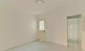 Imagem 3: Casa à venda com 140m², 3 quartos e 2 vagas