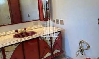 Imagem 7: Imóvel de altíssimo padrão e da melhor qualidade, entrar e morar, 4 suítes sendo uma com s