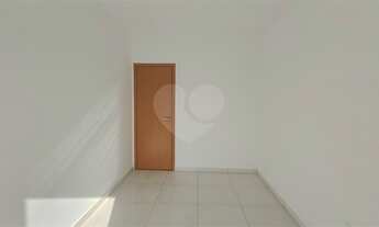 Imagem 3: Lindo Apartamento com 2 dorms sendo 1 suite na Aviação em Praia Grande S P, a 50 metros da