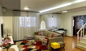 Imagem 2: Sobrado de 200m² com 3 dormr/2suites, 4 banheiros, 2 vaas em Moema