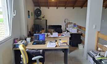 Imagem 6: CASA À VENDA COM 03 QUARTOS, PISCINA, QUINTAL GRANDE E GRAMADO, LINDA VISTA, NO COND. HORI