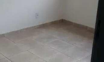 Imagem 2: Casa com três quartos, sala, cozinha, banheiro, DCE, área de tanque, Uma vaga para carro