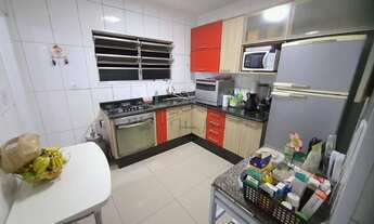 Imagem 3: Apartamento com 2 Dormitórios Frente Primeiro andar - Vila Valença - São Vicente/SP