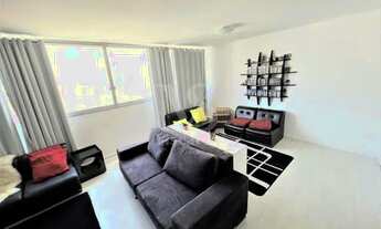 Imagem 4: Vendo apartamento três dormitórios ( uma suíte ) e duas vagas de garagem, excelente locali