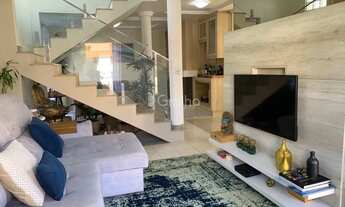 Imagem 4: Casa para Venda em Florianópolis, Morro das Pedras, 4 dormitórios, 1 suíte, 2 banheiros, 1