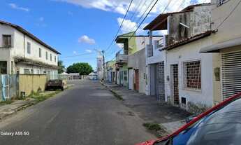 Imagem 7: Aproveitem a oportunidade e comprem esta casa a 50 m da praça do Cruzeiro