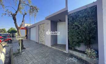 Imagem 3: Casa disponível para venda no bairro Segismundo Pereira em Uberlândia MG