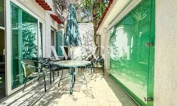 Imagem 6: Urca - Casa com vista e Piscina - 256m², 4 Suítes e Sofisticação Absoluta