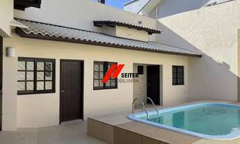 Imagem 2: Casa de à Venda no Parque São Jorge em Florianópolis