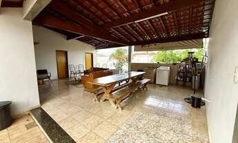 Imagem 3: Casa espaçosa no Bairro Paraíso Araçatuba/SP