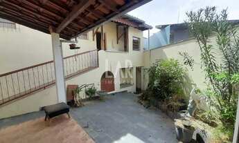 Imagem: Casa para aluguel, 5 quartos, 2 suítes