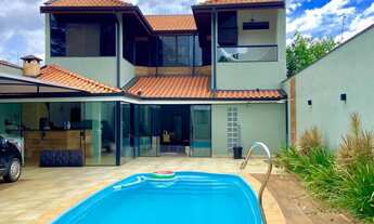 Imagem: Alugo quarto para mulheres