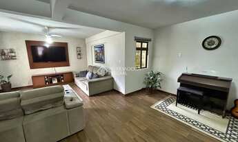 Imagem 3: Casa residencial à venda no bairro Itacorubi com 396 m² e 4 dormitórios/quartos