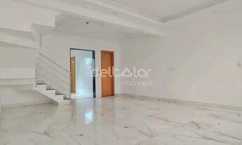 Imagem: Casa à venda com 3 quartos (1 suíte)