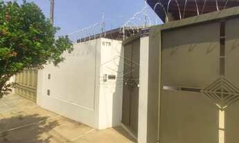 Imagem 2: TERRA BRANCA Casa com 3 dormitórios