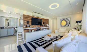 Imagem 6: Apartamento de 92m² privativos, mobiliado, três dormitórios transformado em duas suítes, 2