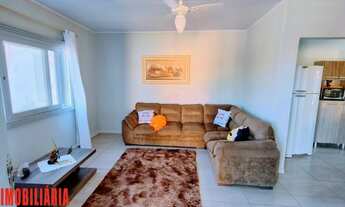 Imagem 6: Excelente residência com piscina a poucos metros do mar ! REF: M 1019