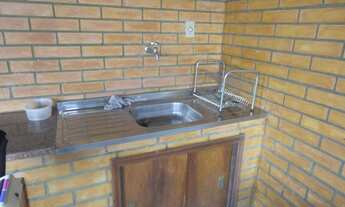 Imagem 6: Casa de condomínio para venda possui 300 metros quadrados com 4 quartos