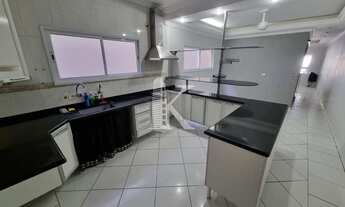 Imagem 4: Sobrado para aluguel possui 147 metros quadrados com 3 quartos em Guilhermina - Praia Gran