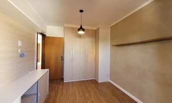 Imagem 4: Apartamento Cobertura no Centro - Acesso por Escadas - Com armários