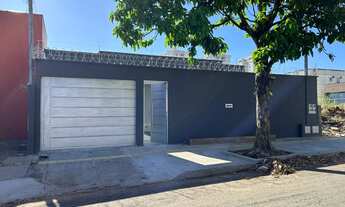 Imagem 2: Térrea para venda possui 225 metros quadrados com 4 quartos em Setor Sudoeste - Goiânia