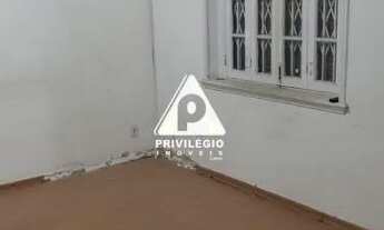 Imagem 2: Ampla Casa de vila, 5 quartos, vaga em LARANJEIRAS/FLAMENGO