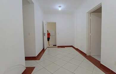 Imagem 3: Apartamento de 1 Dormitório com Sacada 2 Quadra da Praia na Guilhermina